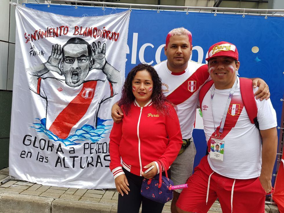 Perú en Rusia 2018: hinchas rindieron homenaje a Daniel Peredo en el tercer entrenamiento de la bicolor