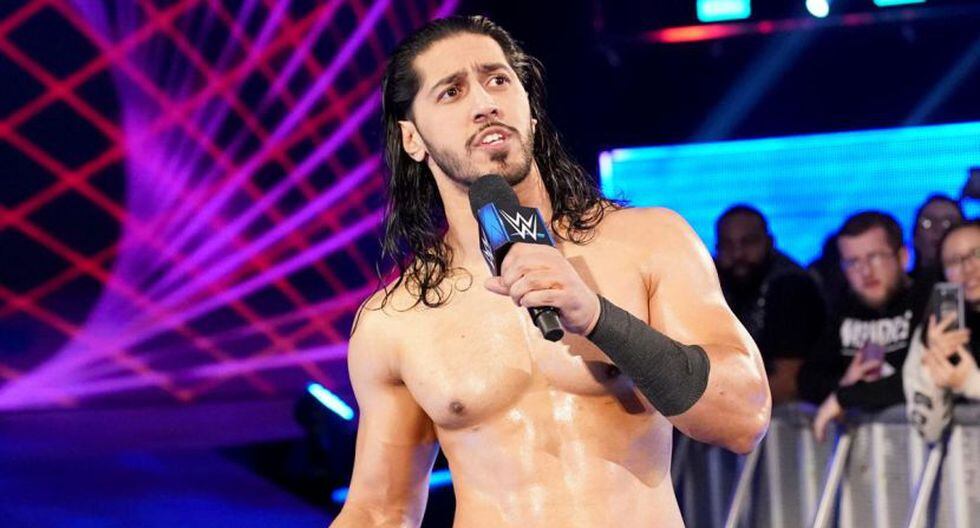 (WWE)