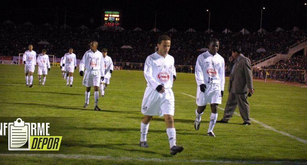FC Santos llegaba al Cusco como campeón del Brasileirao 2002 y segundo lugar en Copa Libertadores 2003. (Foto: USI / Diseño: Marcelo Hidalgo)
