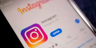 ¿Te ha llegado un mensaje solicitándote tu fecha de nacimiento? Esto es lo que quiere saber Instagram de ti. (Foto: Captura)