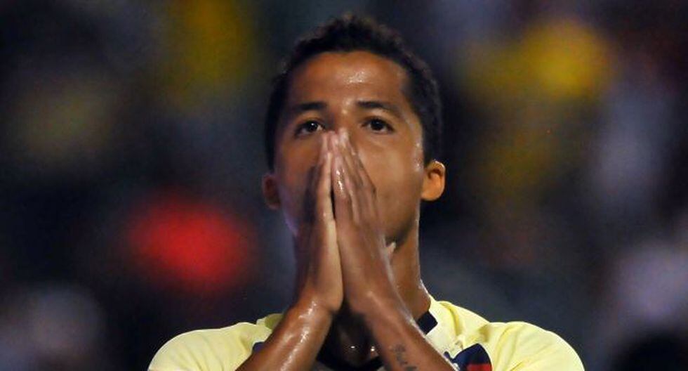 Giovani dos Santos fue cambiado a los 42' y dejó su lugar a Andrés Ibargüen. (Foto: AFP)
