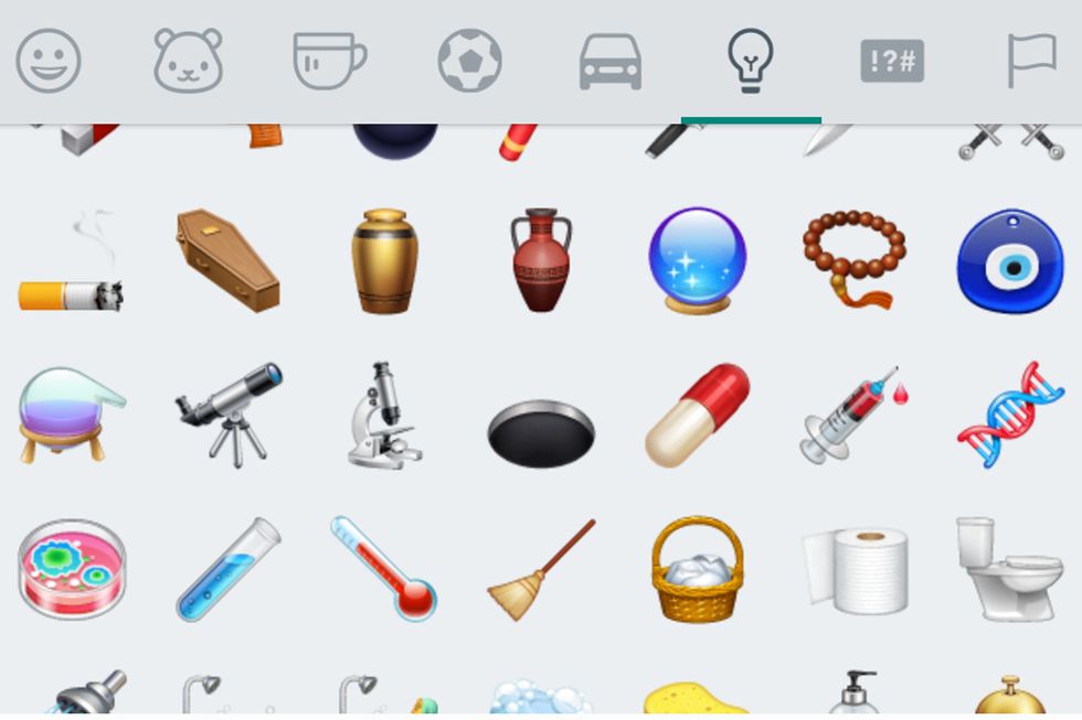 ¿Sabes qué es lo que significa el emoji de la jeringa con sangre? Conócelo. (Foto: WhatsApp)