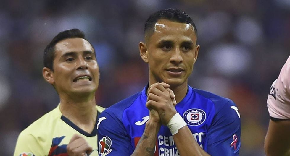 Yoshimar Yotun no terminó el encuentro del sábado ante el América por la Liga MX.