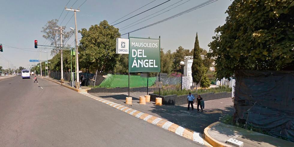 El cementerio se encuentra en la avenida del Imán, en la ciudad de México D.F. ¿Lo sabías? (Foto: Google)