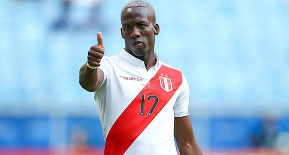 Luis Advíncula es titular indiscutible en Perú en esta Copa América 2019. (Getty)
