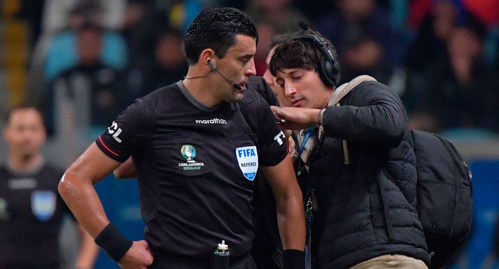 Roberto Tobar ha dirigido dos partidos en esta Copa América antes de la final. (Foto. AFP)