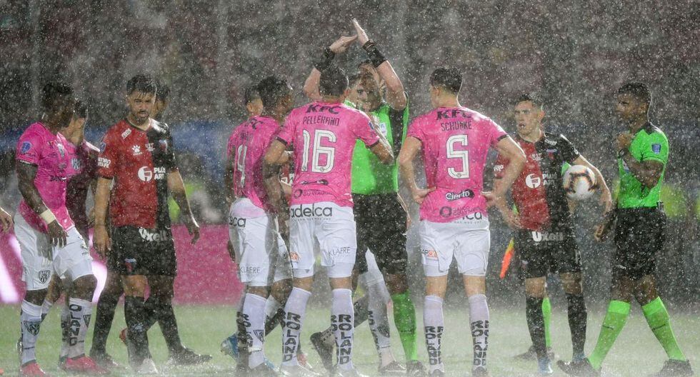 Colón e Independiente del Valle se ven las caras por la final de la Copa Sudamericana. (Foto: AFP)