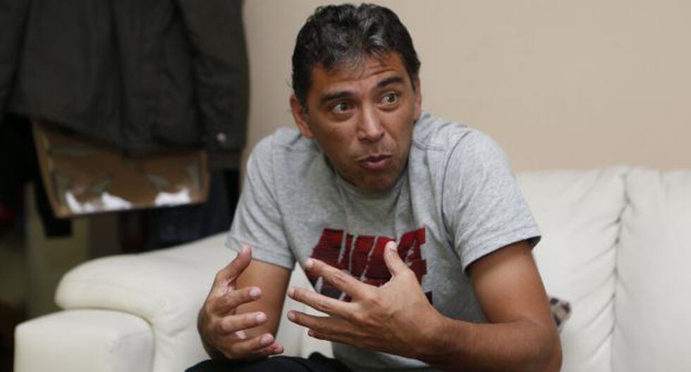Juan Carlos Bazalar estuvo en la despedida de Waldir Sáenz. (USI)