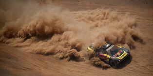 Muerdan el polvo: Sébastien Loeb ganó la quinta etapa del Dakar 2019 en coches