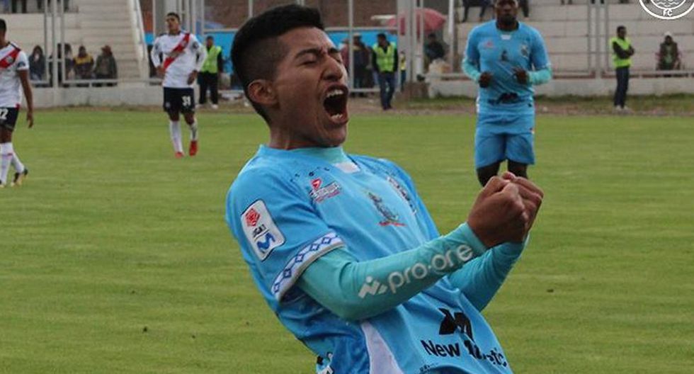 Andy Polar recibió elogios del DT de la 'U' Nicolás Córdova. (Prensa Binacional)
