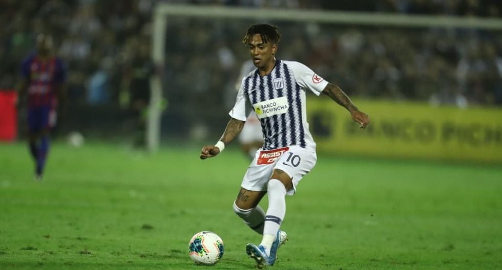 El consejo de Joazhiño Arroé a Kluiverth Aguilar tras el empate ante Alianza Universidad. (Foto: Giancarlos Ávila / GEC)