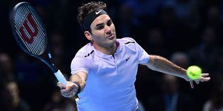 Roger Federer venció a Marin Cilic y avanzó primero a semifinales del Masters de Londres
