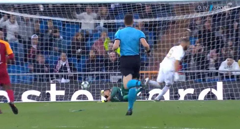 La asistencia de Rodrygo para el 4-0 de Benzema por Champions League. (Fox Sports)