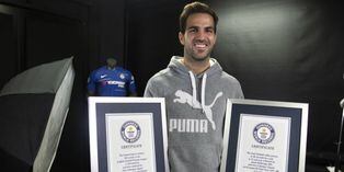 ¡Qué lujo! Cesc Fábregas entró en los Récords Guinness por sus asistencias en la Premier League