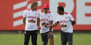 Nolberto Solano: "La Selección Peruana no está para mirar por encima del hombro a ningún rival" Nolberto Solano: "La Selección Peruana no está para mirar por encima del hombro a ningún rival"