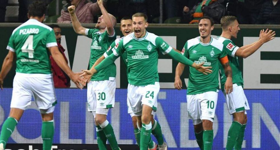Claudio Pizarro fue elogiado por unas de las promesas del Werder Breme. (Difusión)