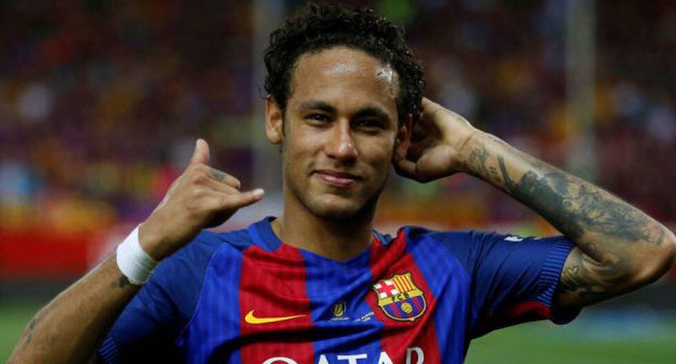 Neymar le ha dicho a su entorno que quiere jugar en Barcelona esta temporada. (Getty)