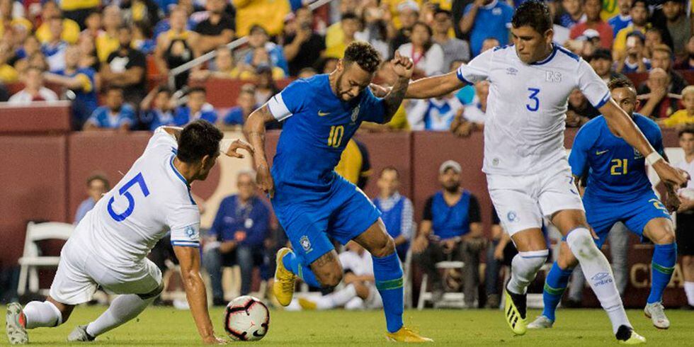 Neymar será la principal arma de ataque de Brasil para jugar contra Argentina en el King Abdullah Sports City de Yeda, Arabia Saudí. (Foto: AFP)