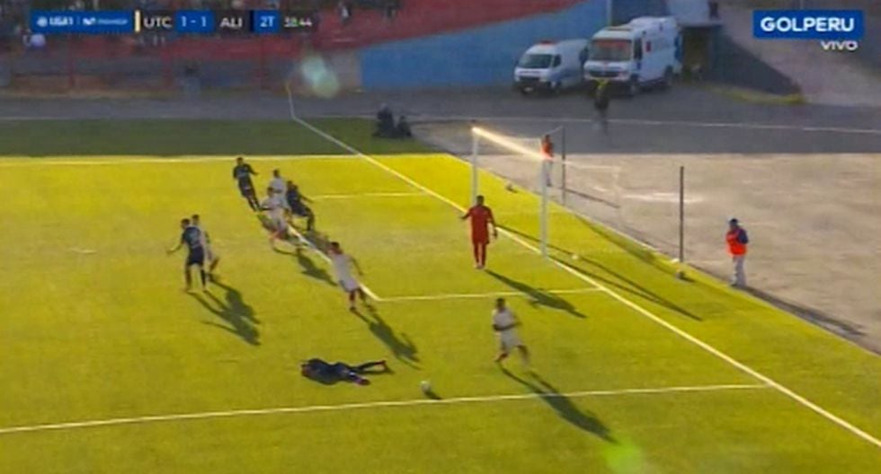 El penal que no le cobraron a los íntimos en el Torneo Clausura. (Video: GOLPERU)