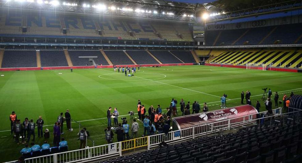 El Besiktas boicotea la continuación de su derbi ante Fenerbahce (Foto: AFP).