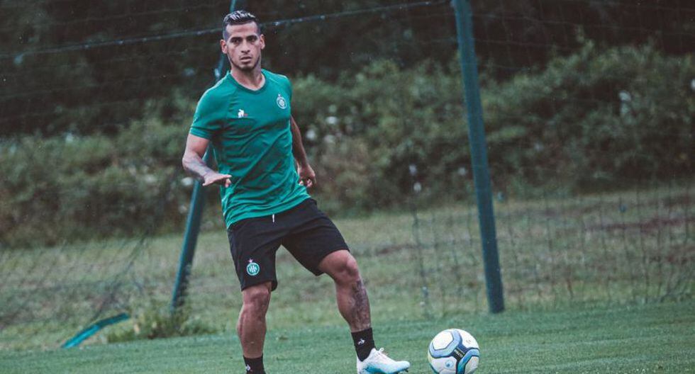 Miguel Trauco llegó procedente de Flamengo y estará vinculado a Saint-Étienne hasta mediados del 2022. (Foto: Saint-Étienne)