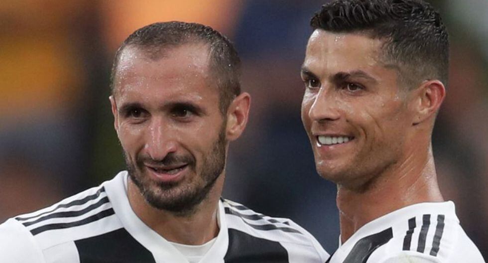 Cristiano Ronaldo quedó segundo, por detrás de Luka Modric, en la entrega del Balón de Oro del año pasado. (Foto: Agencias)