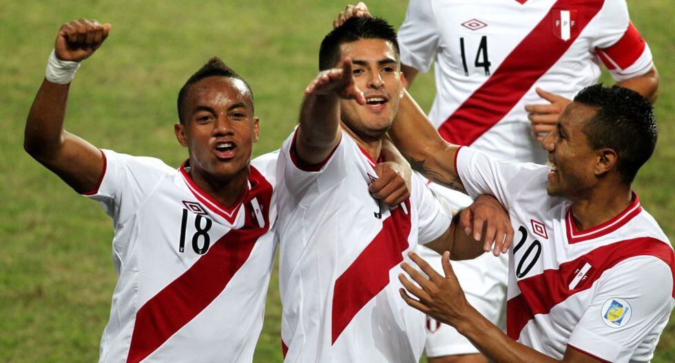 Carlos Zambrano formó parte de las selecciones Sub 15 y Sub 17 antes de debutar en la mayor, con Chemo del Solar como DT. (Andina)