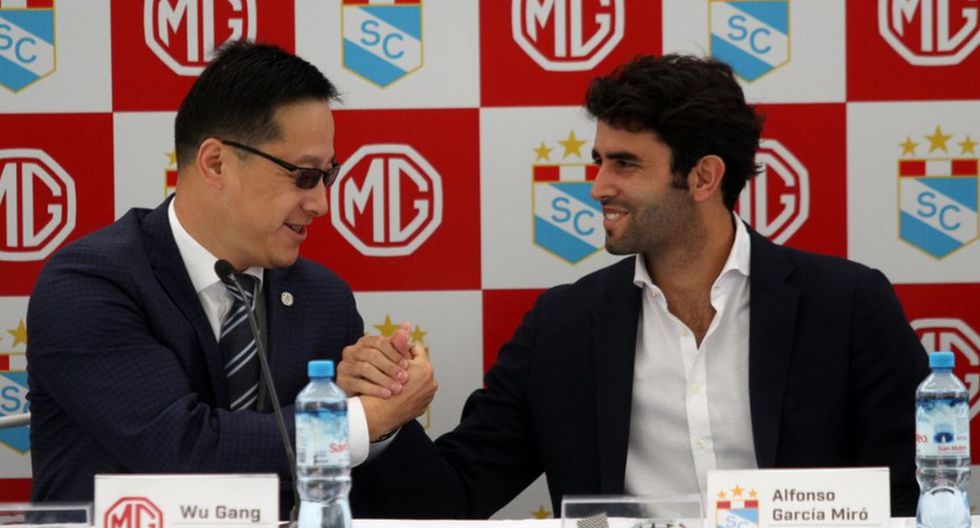 Sporting Cristal presentó a MG Motors como nuevo sponsor. (Foto: Sporting Cristal)