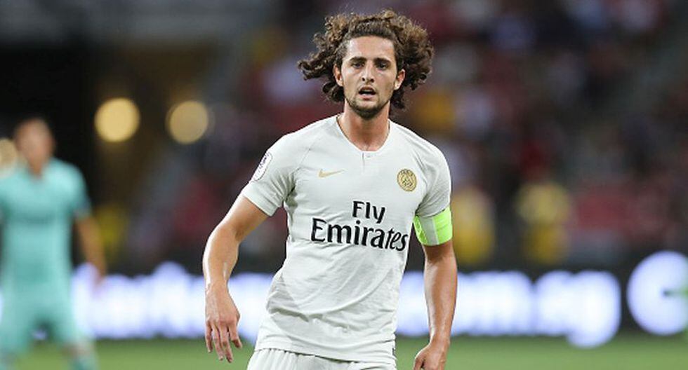 A Rabiot le queda un año de contrato con el PSG. (Getty)