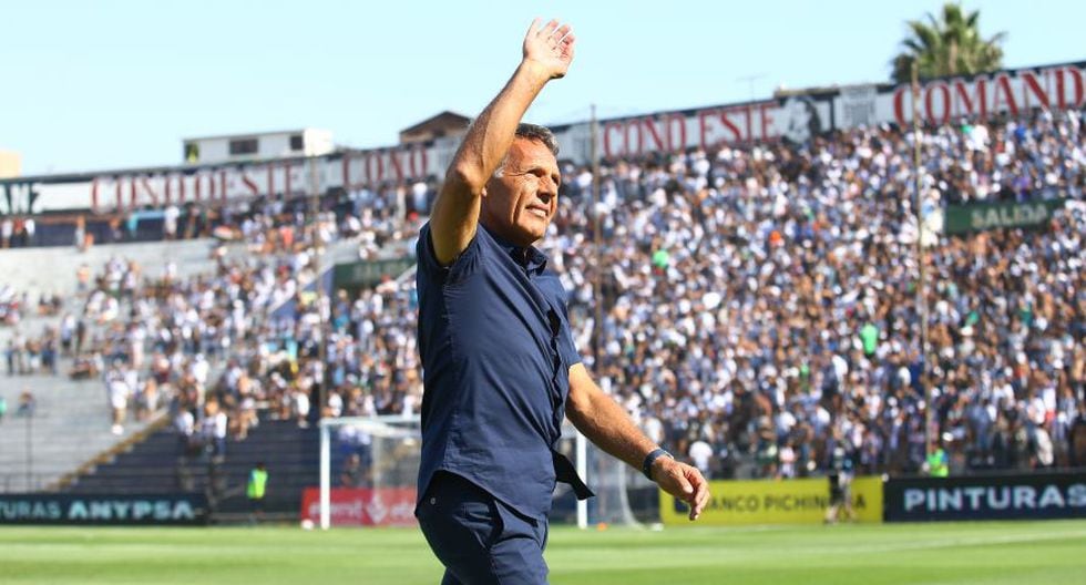 ¿Miguel Ángel Russo dirigió con la camiseta de Alianza Lima en Paraguay?
