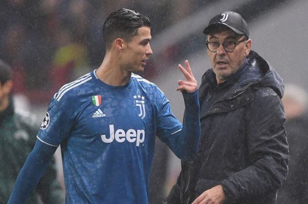 El gesto de Cristiano a Sarri tras ser sustituido.
