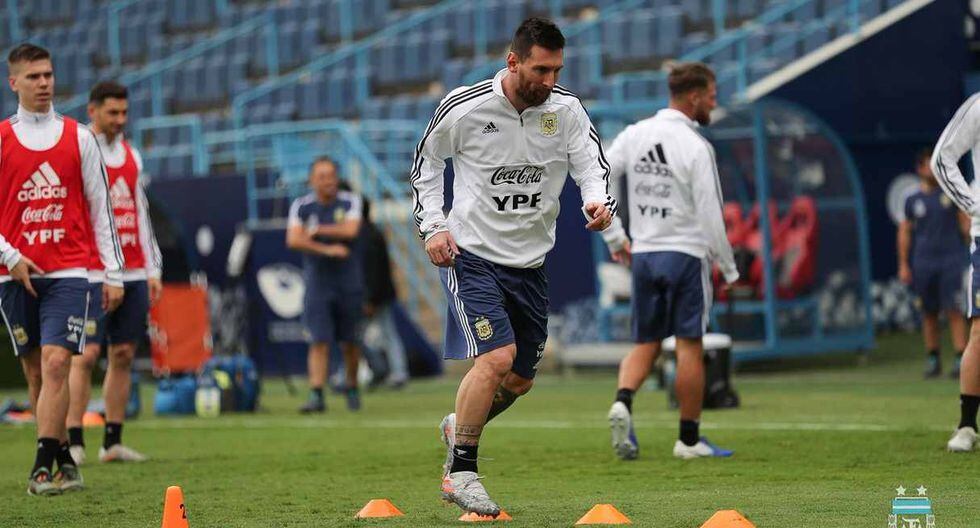 Lionel Messi participó en el entrenamiento de la selección argentina en Arabia Saudita. (Foto: @Argentina)